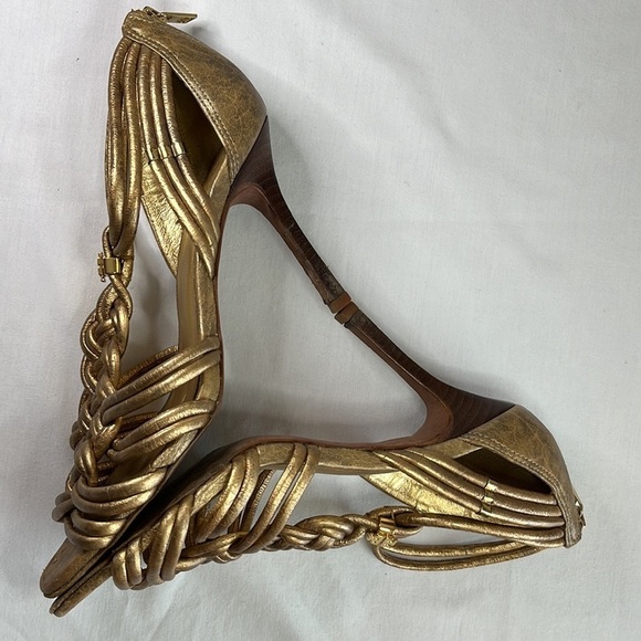 Tory Burch Constance gold braided T-strap high heels - Picture 5 of 15